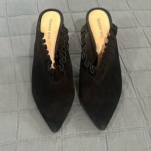 Gianni Bini Black Suede Ruffle Trim Slip-On Mule Size 9
